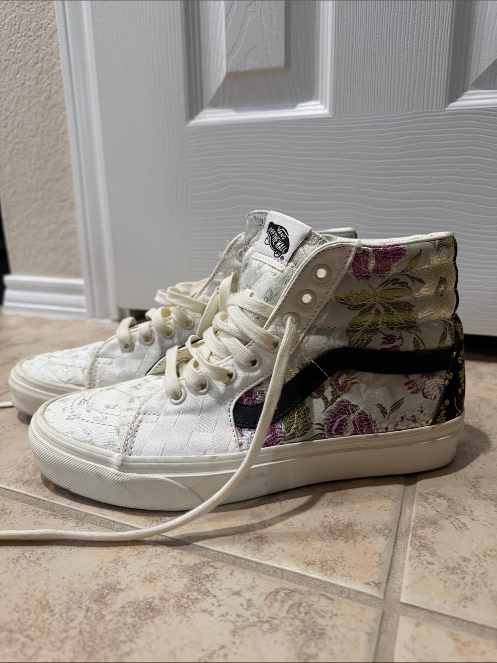 Vans Cream Floral Brocade Sk8 Hi Sneakers